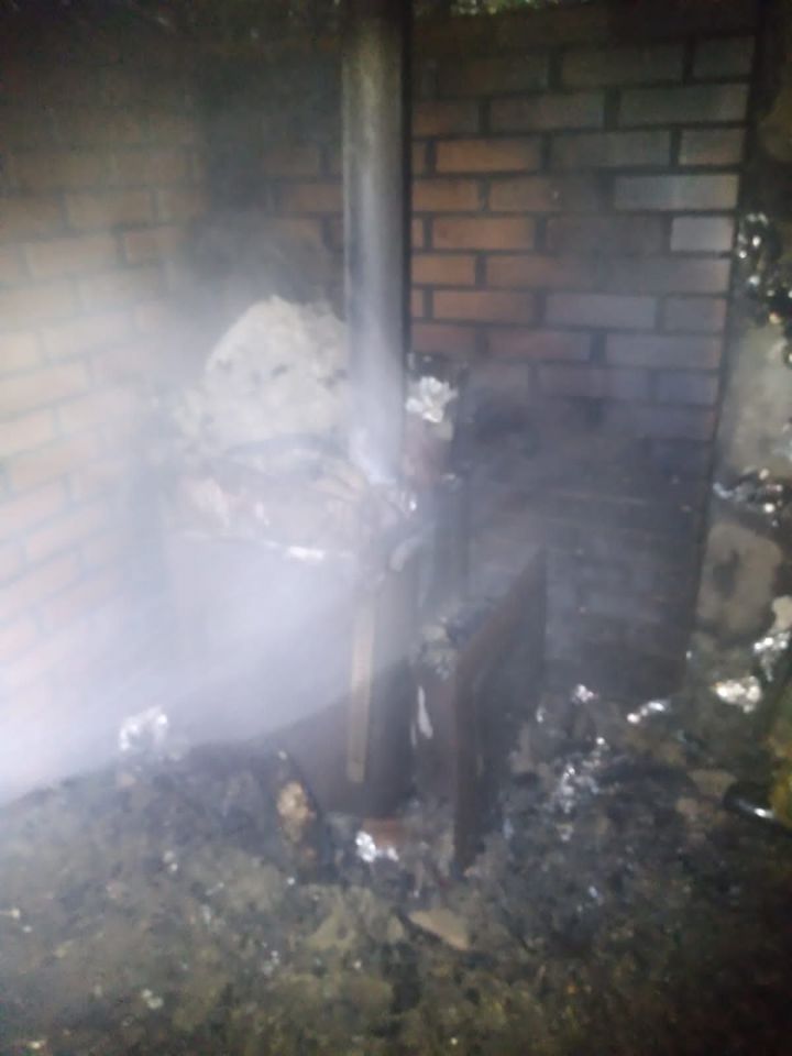 В Семиозерке сгорела баня