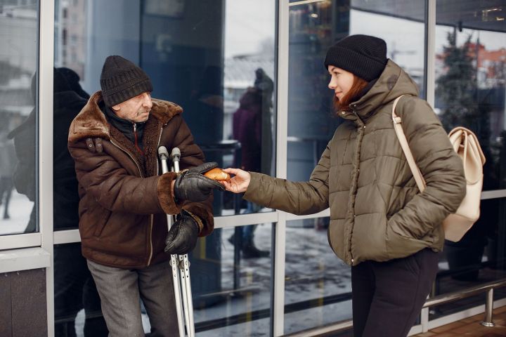 «Здесь много любви»: в казанском приюте открыли новые домики для нуждающихся