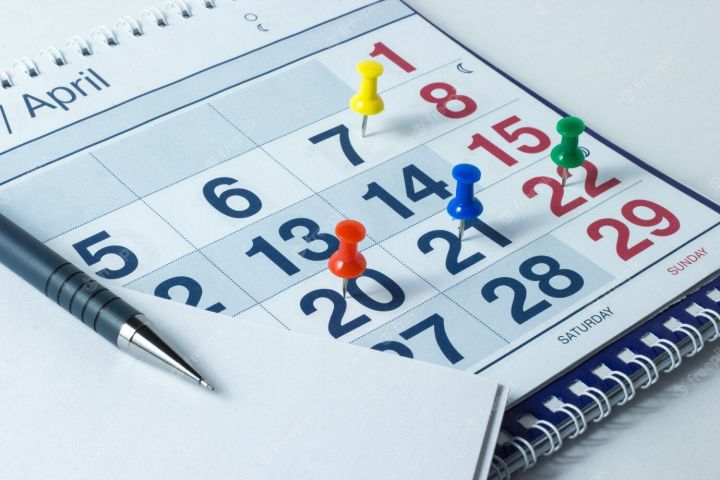 В Госдуму внесли законопроект о длинных выходных с 1 по 9 мая