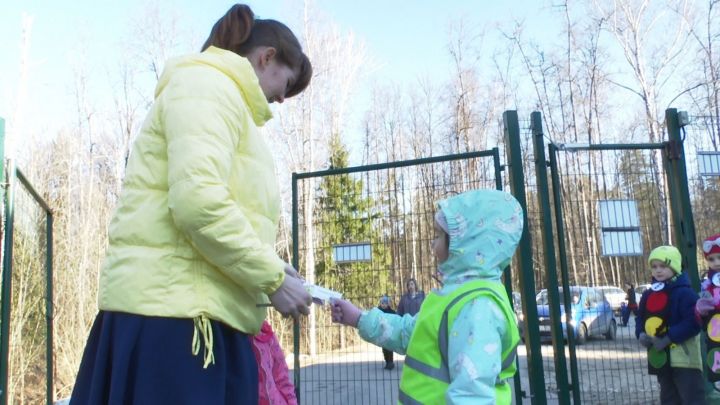 В детском саду «Тургай прошла акция «Стань заметней на дороге»