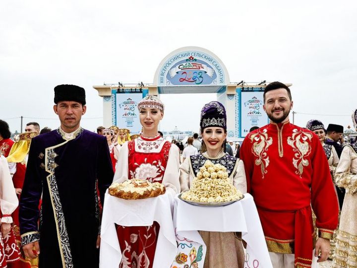 Под Астраханью прошел Всероссийский сельский праздник Сабантуй