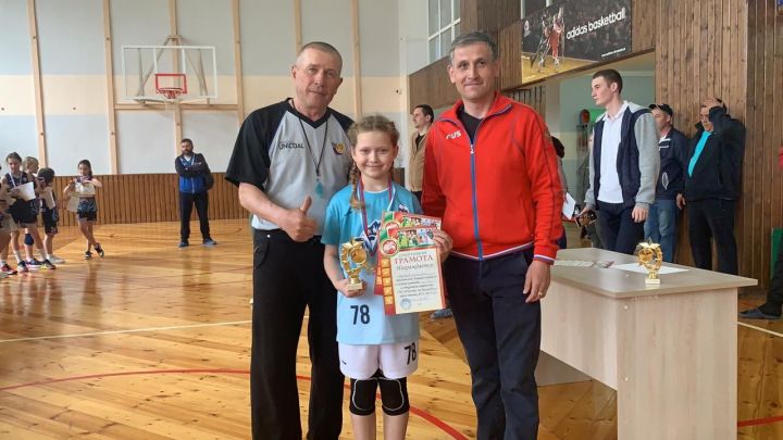 Высокогорские баскетболистки обыграли сборную Ульяновска