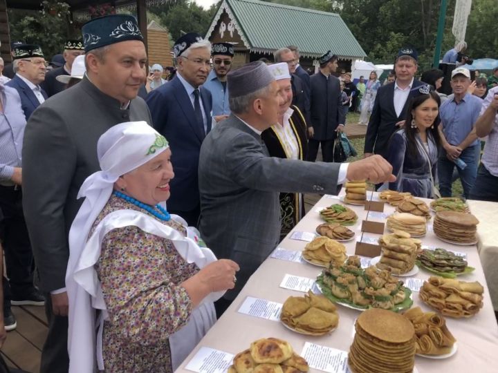 Рустам Минниханов посетил подворье нашего района