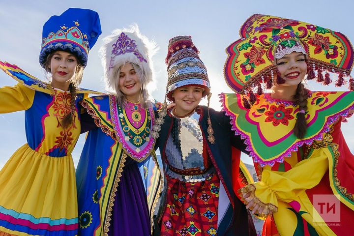 В Татарстане выберут лучший национальный костюм