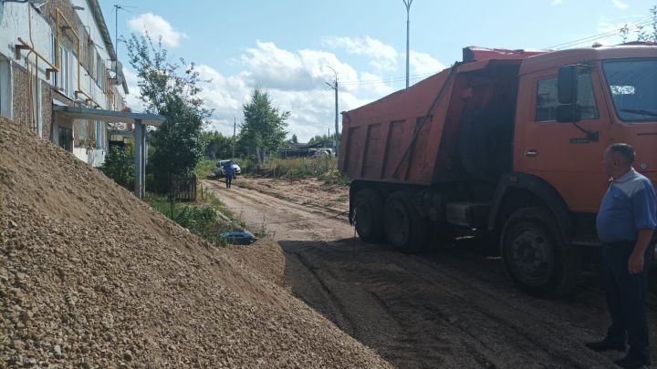 В селе Бимери облагородят дворы домов