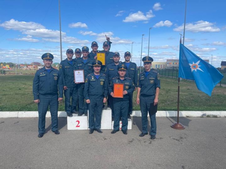 Команды пожарных из пяти районов РТ борются за 1 место в парке «Заказанье»