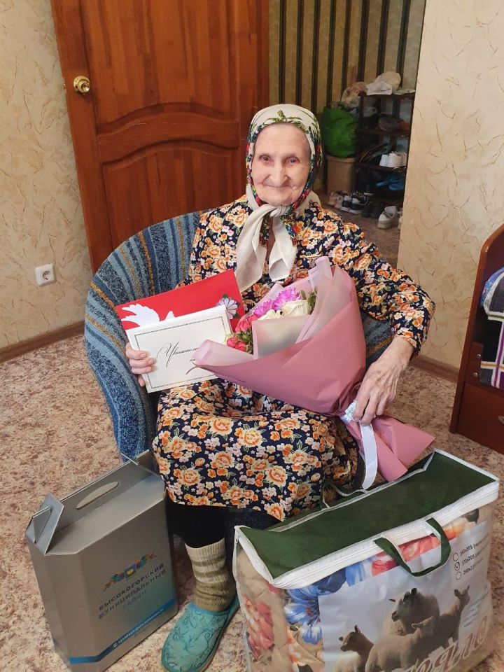 Жительница Высокогорского района отметила 100-летие