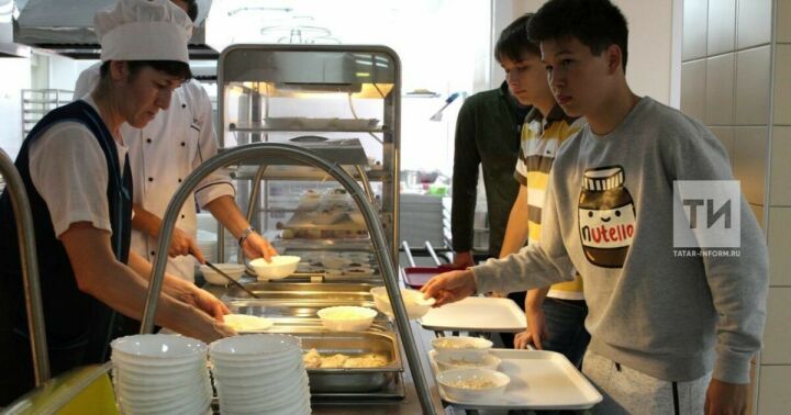 В Татарстане повысили затраты на бесплатное горячее питание