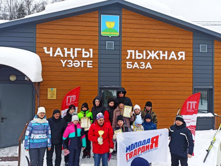 Школьники в Бирюлях и Мемделе оказались лучшими в лыжном виде спорта