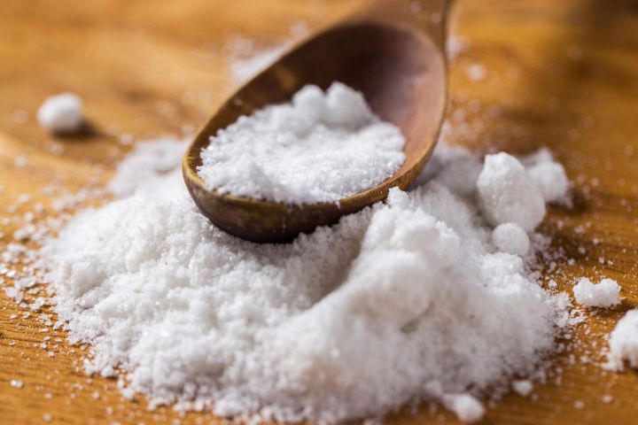 Ученые рекомендовали людям с гипертонией особый заменитель соли