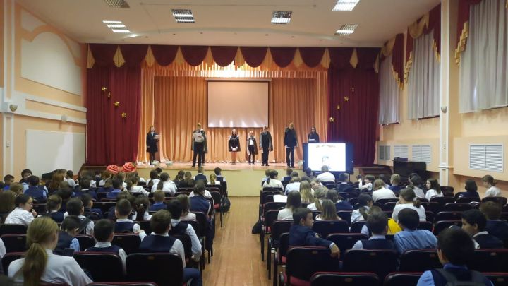 В высокогорской школе почтили память погибших в Сталинградской битве
