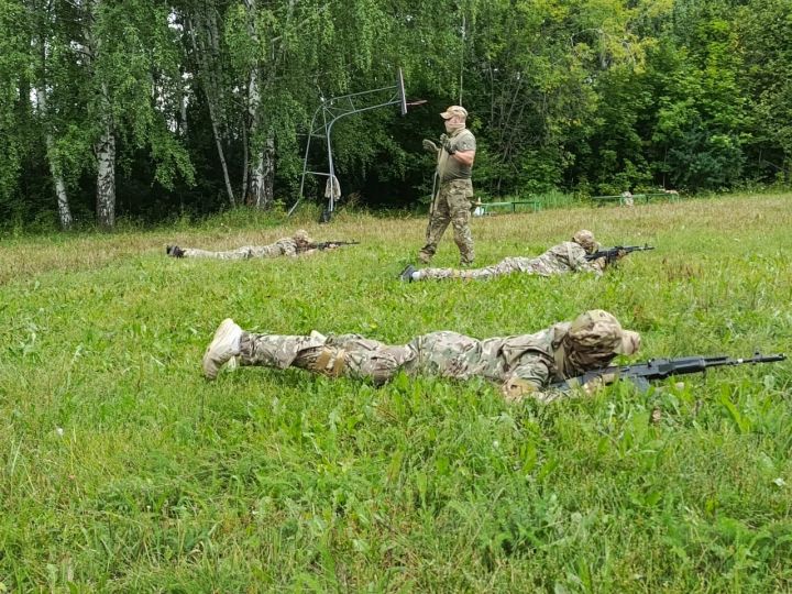 Будущие бойцы СВО проходят специальную военную подготовку