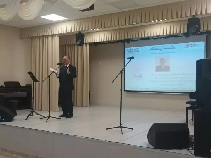 Фатиһ Кутлу Биектауда «Кардәшлек кадере» китабын тәкъдим итте