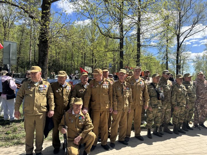 В Парке Победы высадили 15 лип ко Дню Победы