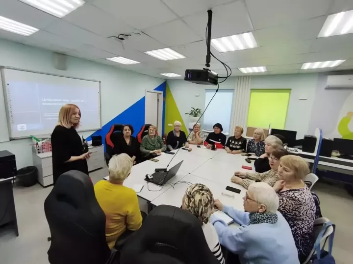 Учитель из Высокой Горы не смогла оставить любимое дело после выхода на пенсию