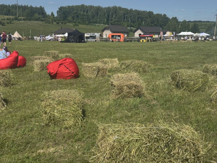 В Высокогорском районе проходит фестиваль современной татарской музыки