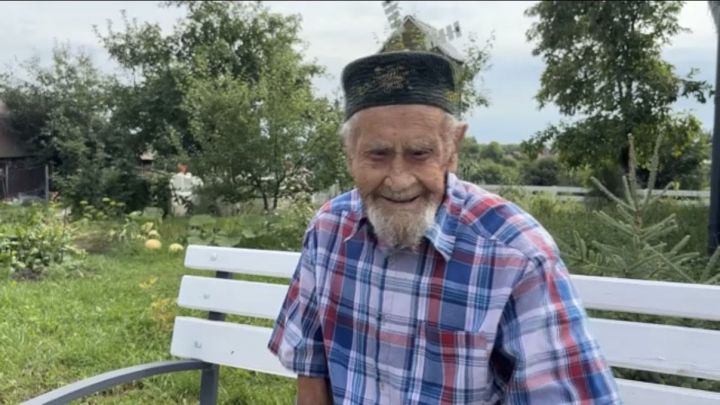 История Рашита Ибрагимова: сто лет труда, сада и верности земле
