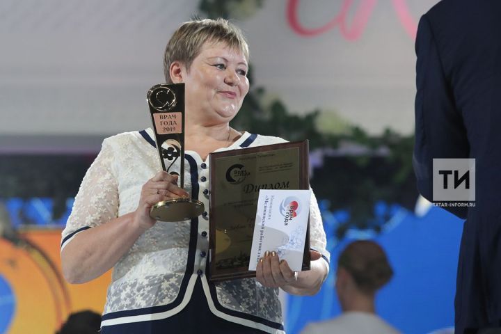 «Ак чэчэклэр – 2019»: Медработником года стала заведующая ФАПом Новошешминского района РТ